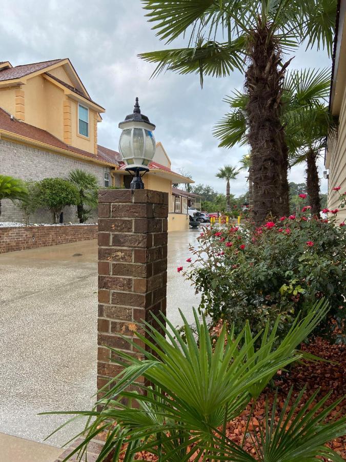 Savannah Inn And Suites Savannah Port Area Esterno foto